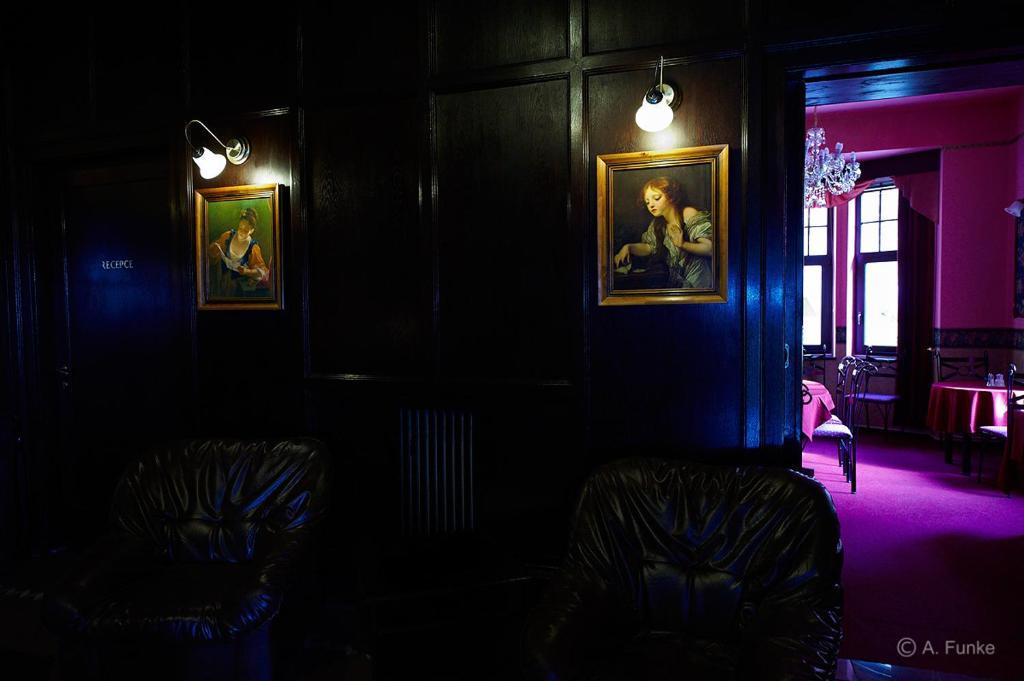 Hotel Lovecky Zamecek Orion Liberec Extérieur photo