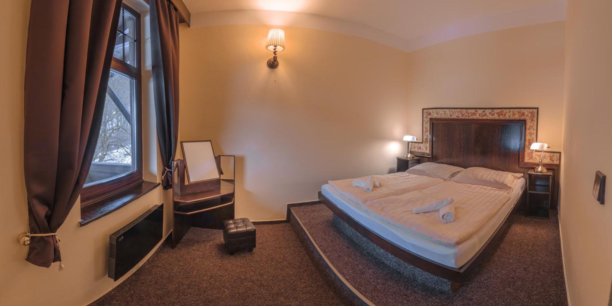 Hotel Lovecky Zamecek Orion Liberec Extérieur photo
