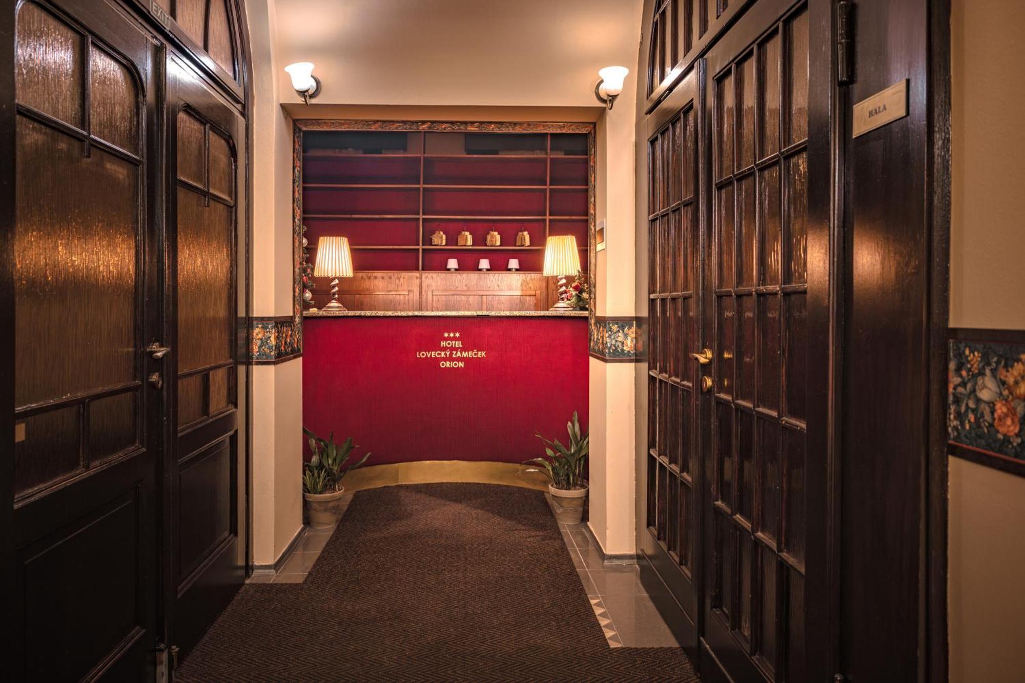 Hotel Lovecky Zamecek Orion Liberec Extérieur photo