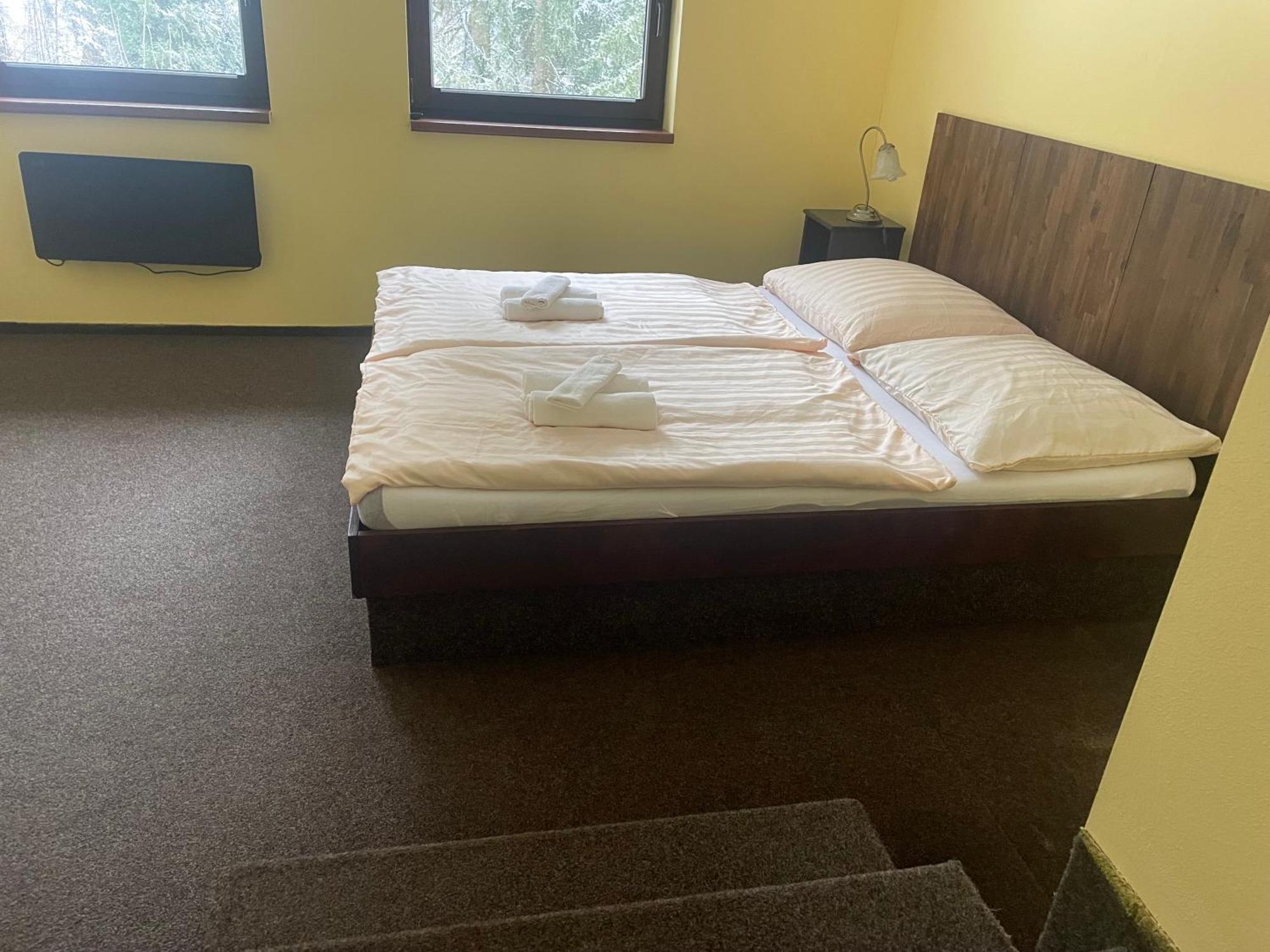 Hotel Lovecky Zamecek Orion Liberec Extérieur photo