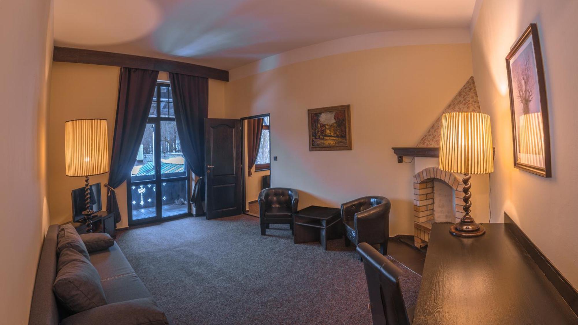 Hotel Lovecky Zamecek Orion Liberec Extérieur photo