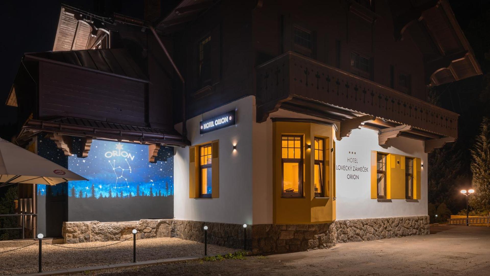 Hotel Lovecky Zamecek Orion Liberec Extérieur photo