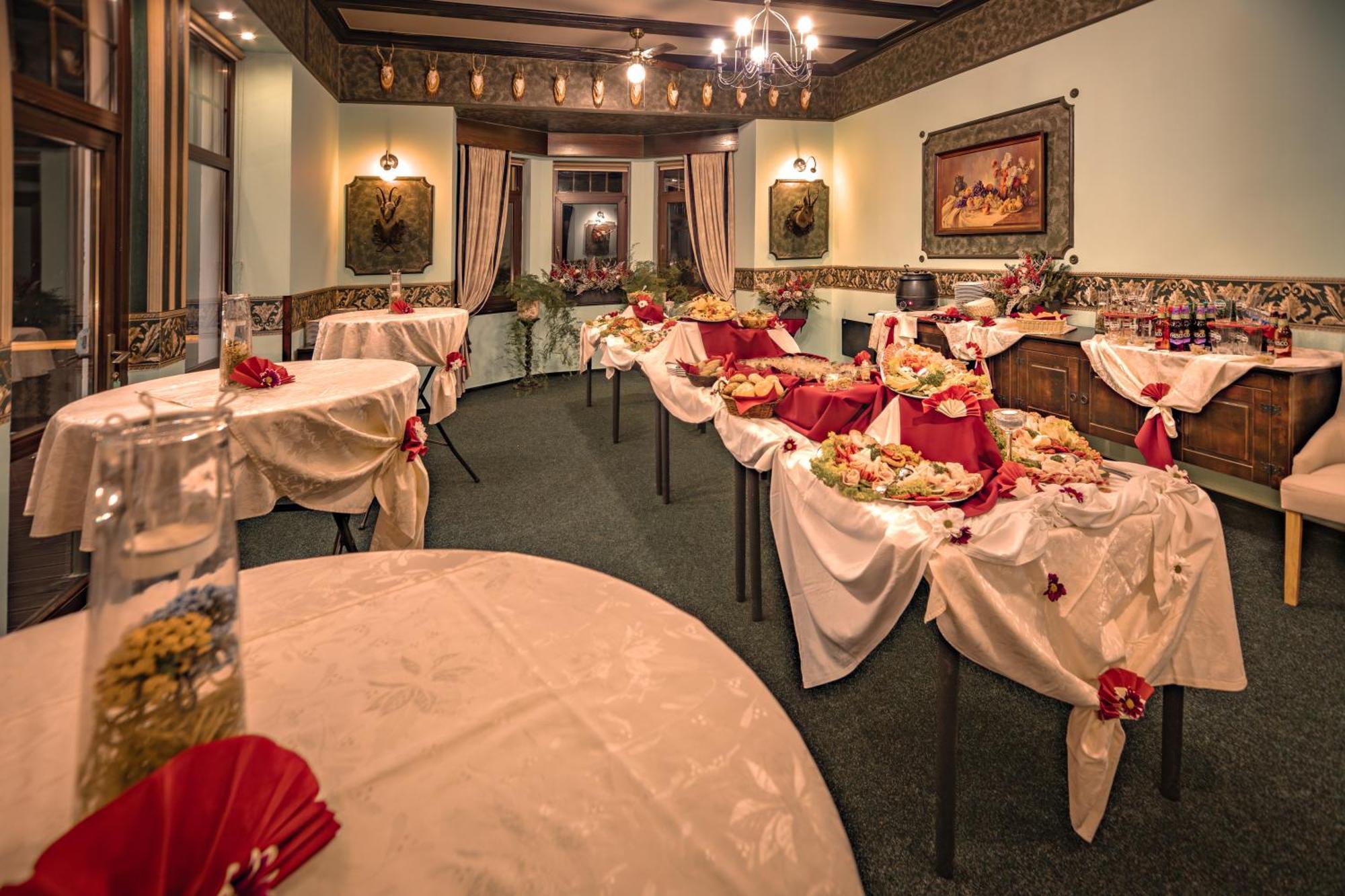 Hotel Lovecky Zamecek Orion Liberec Extérieur photo